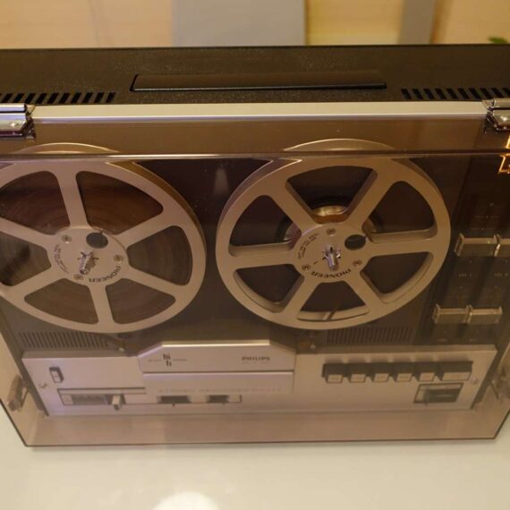 Катушечный магнитофон Philips N4414